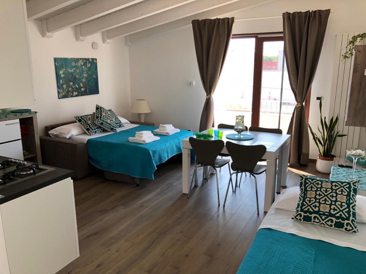 Tiffany Room- Vicinissima A Porto Cesareo Леверано Экстерьер фото